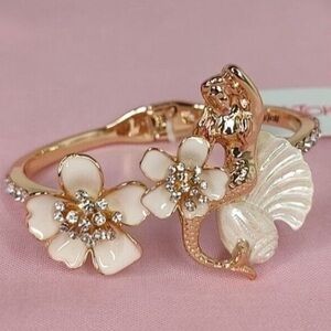 BETSEY JOHNSON Ocean Mermaid & Tropical Flowers Jeweled Hinged Bracelet NEW NWT